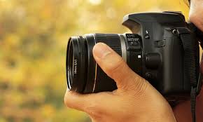 كاميرا إحترافية فنانة